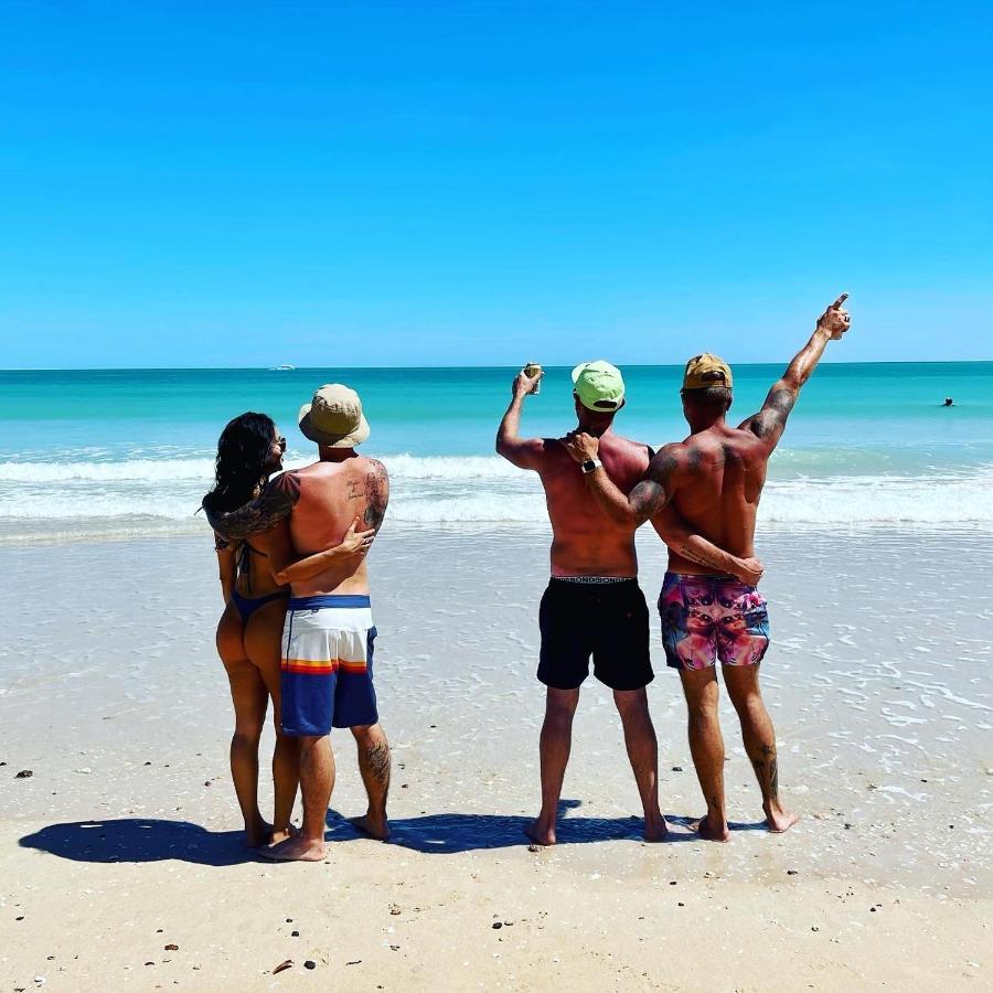 ברום Cable Beach Backpackers מראה חיצוני תמונה